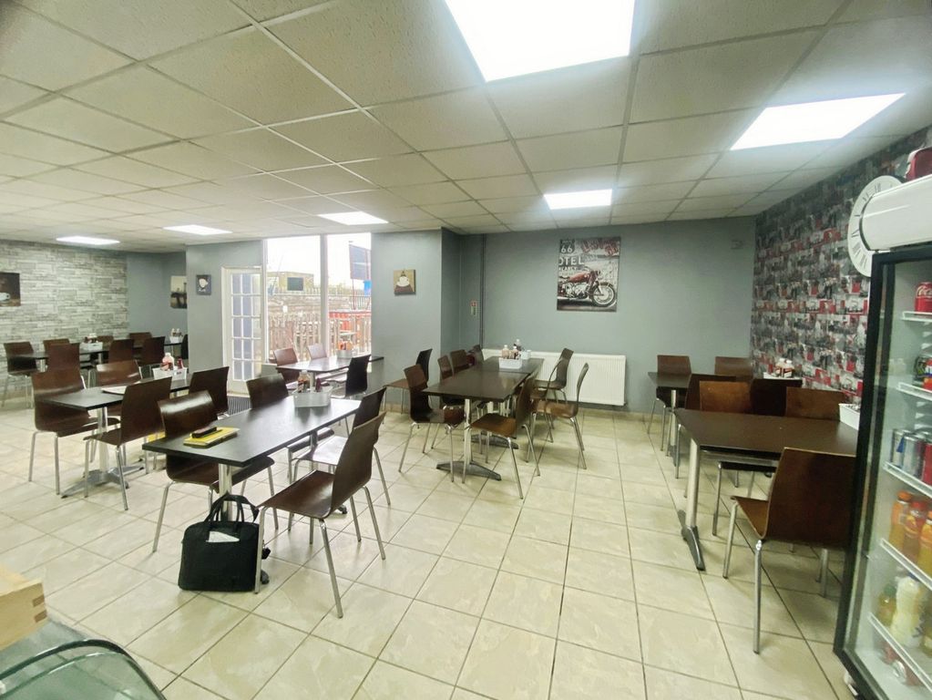 Property photo 3 of 9