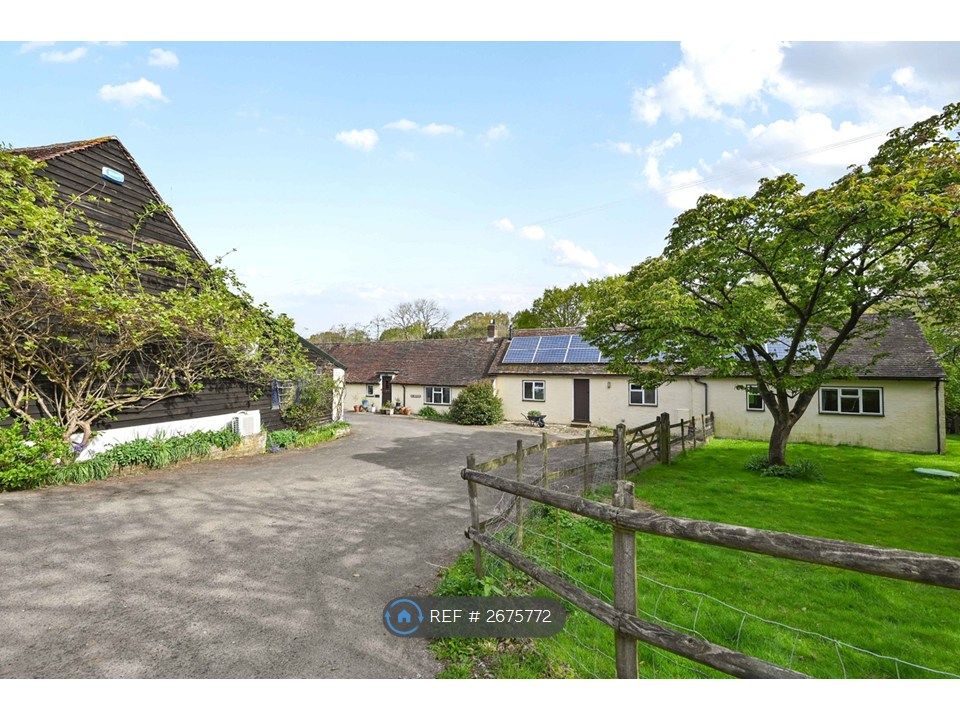 Property photo 1 of 9 Outside