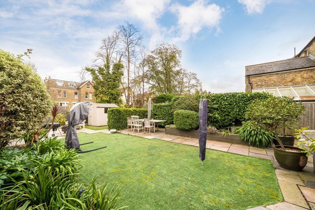 Property photo 3 of 15