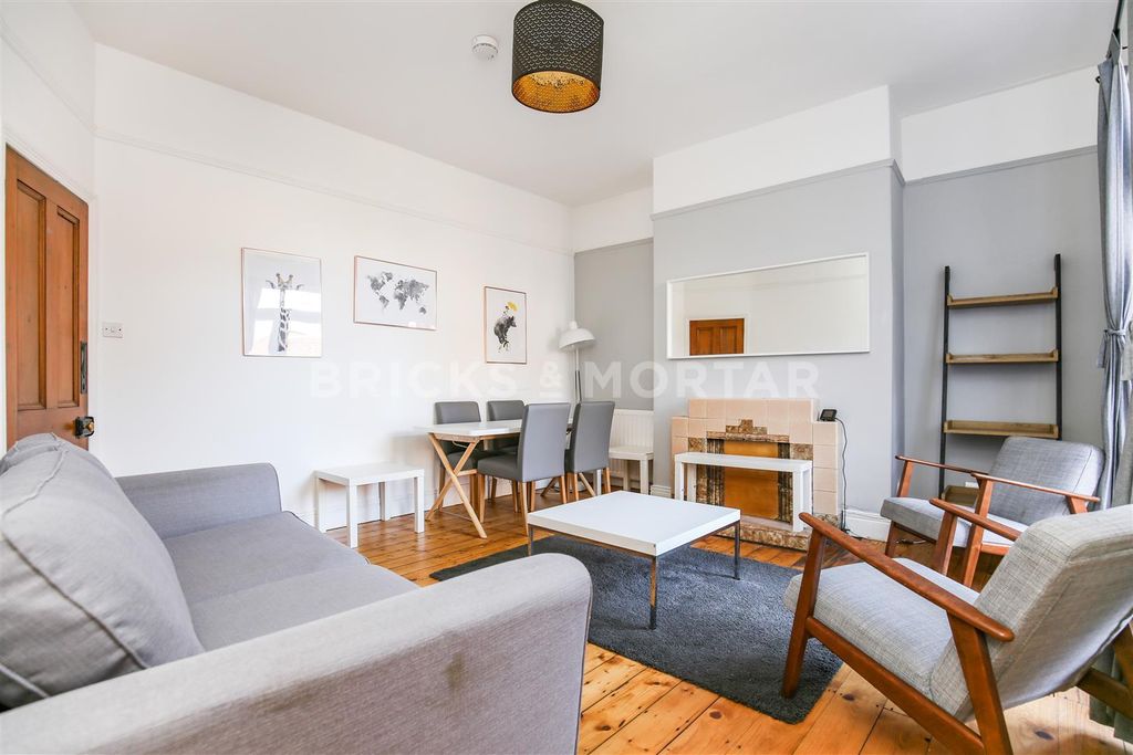 Property photo 2 of 9 2.Jpg