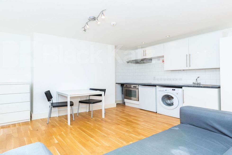 Property photo 2 of 3