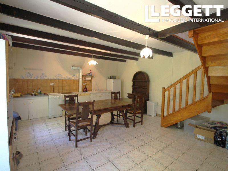 Property photo 3 of 10