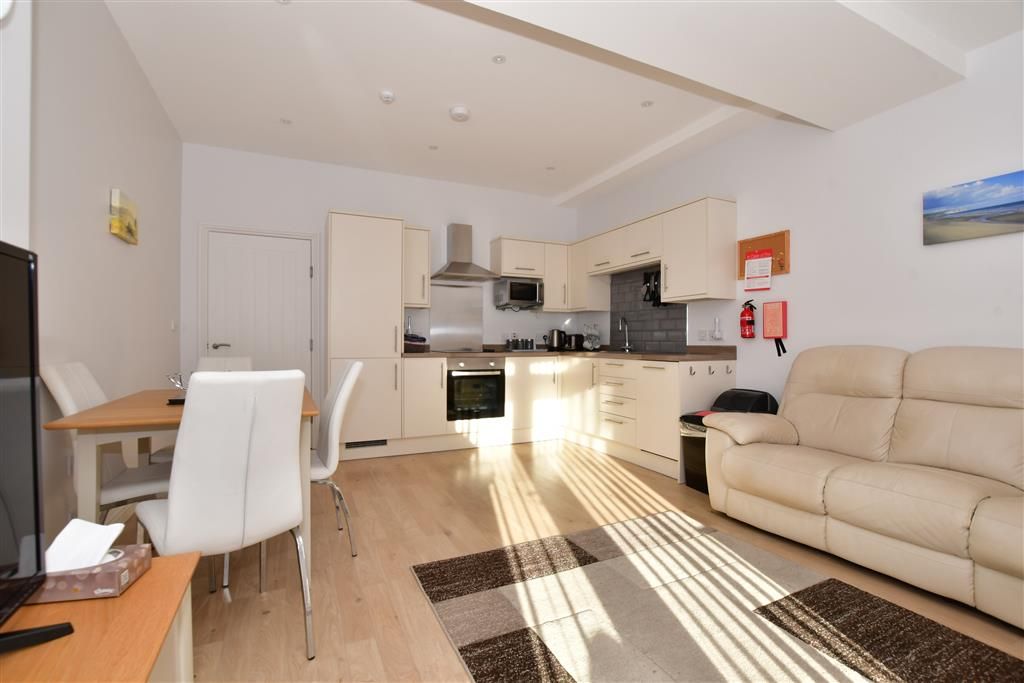Property photo 3 of 22 Bay Lounge/Dining Room