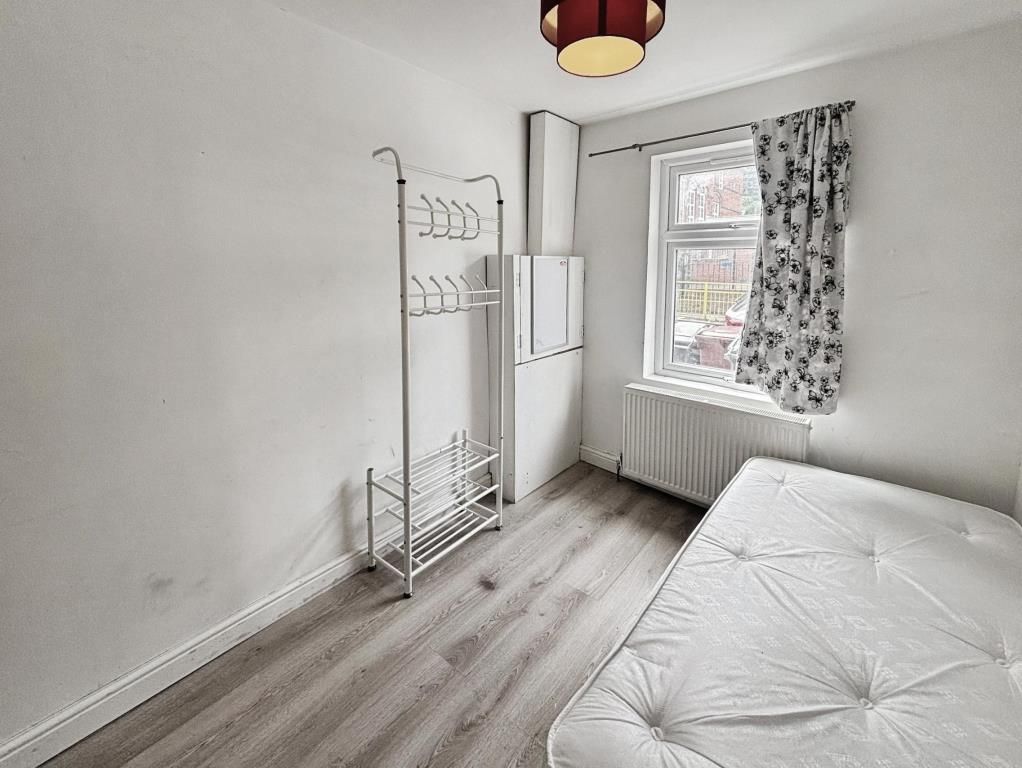 Property photo 1 of 3 1
