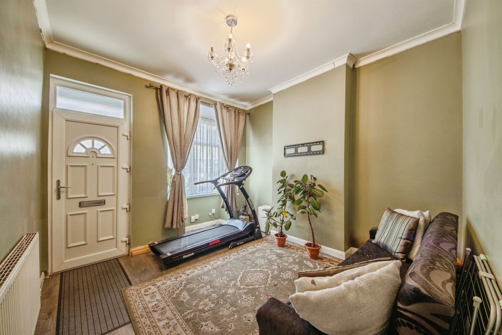 Property photo 2 of 17