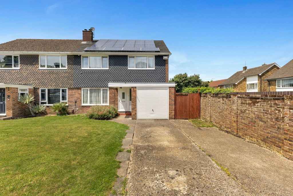 Property photo 1 of 22