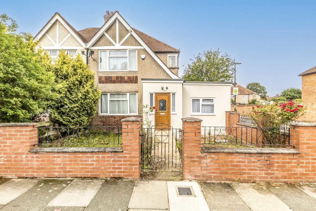 Property photo 1 of 4