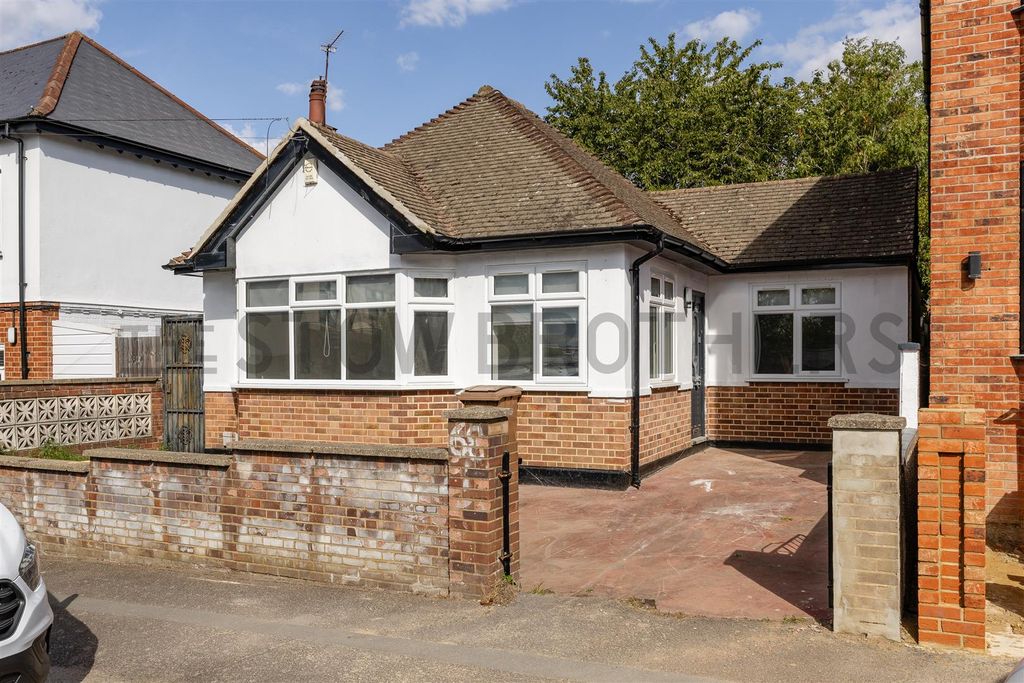 Property photo 1 of 19