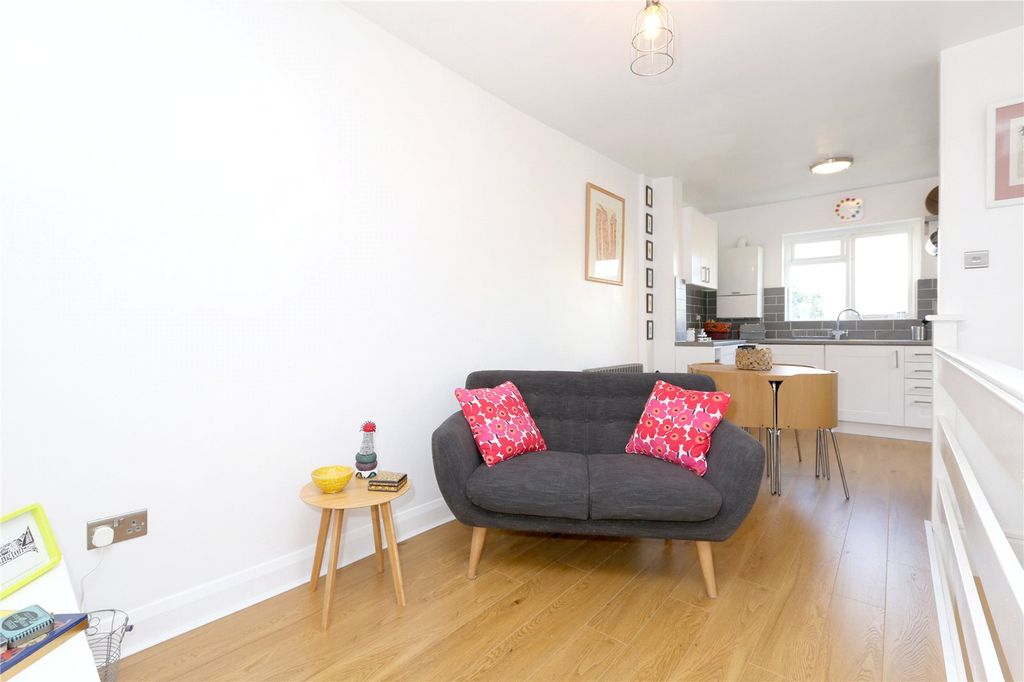 Property photo 1 of 8 Open Plan Kitchen