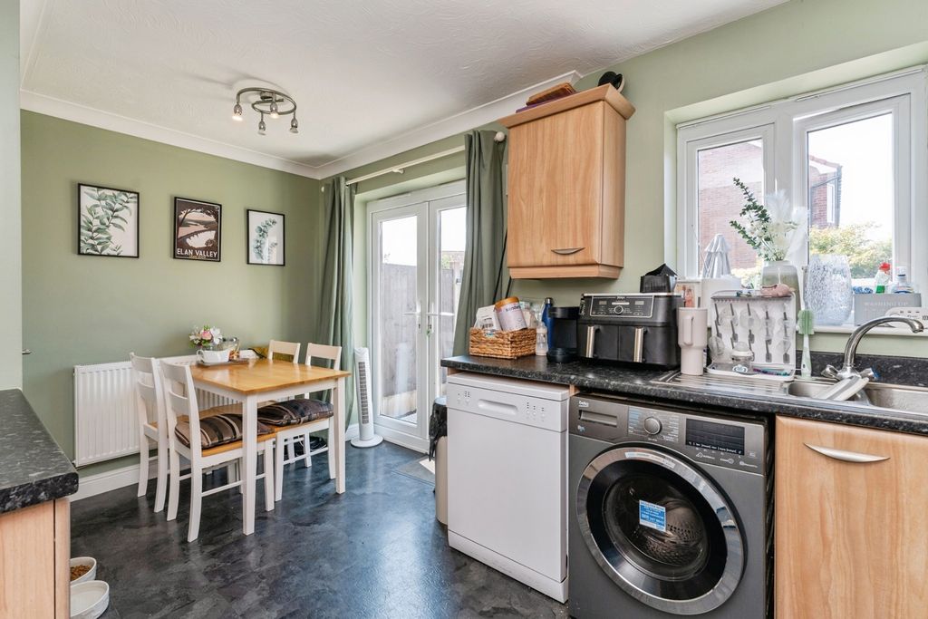 Property photo 2 of 19 Pbox-Img.Jpg