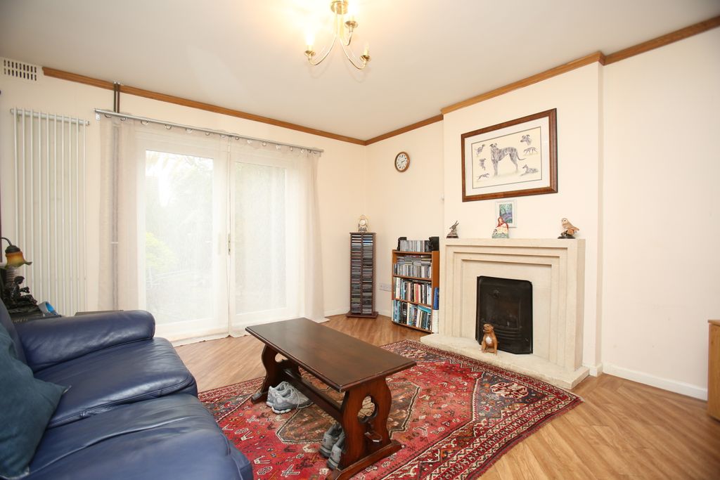Property photo 3 of 12 593A2050