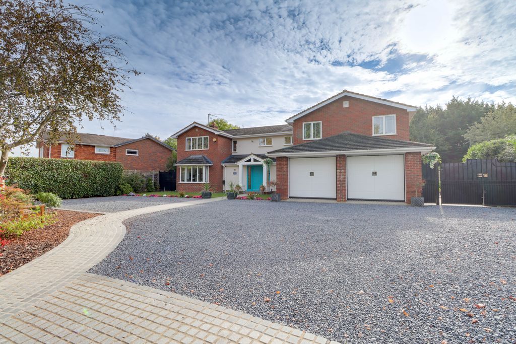 Property photo 1 of 29 Front