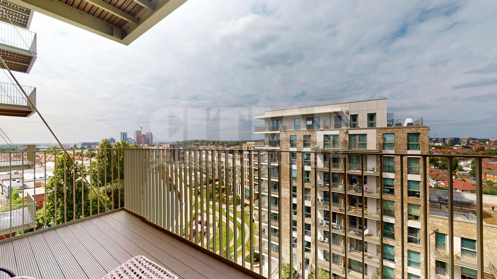 Property photo 2 of 26