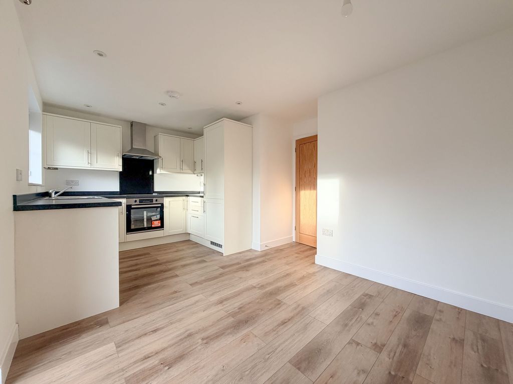 Property photo 2 of 14 Kitchen/Diner