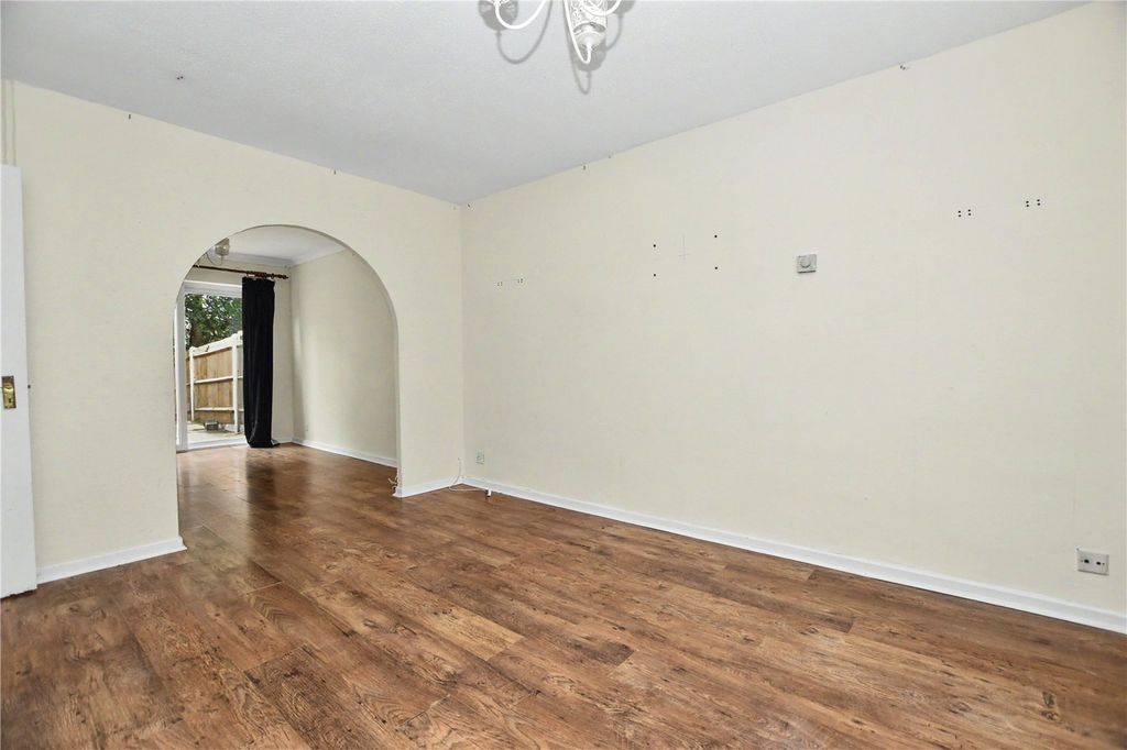 Property photo 3 of 18 Picture No. 32