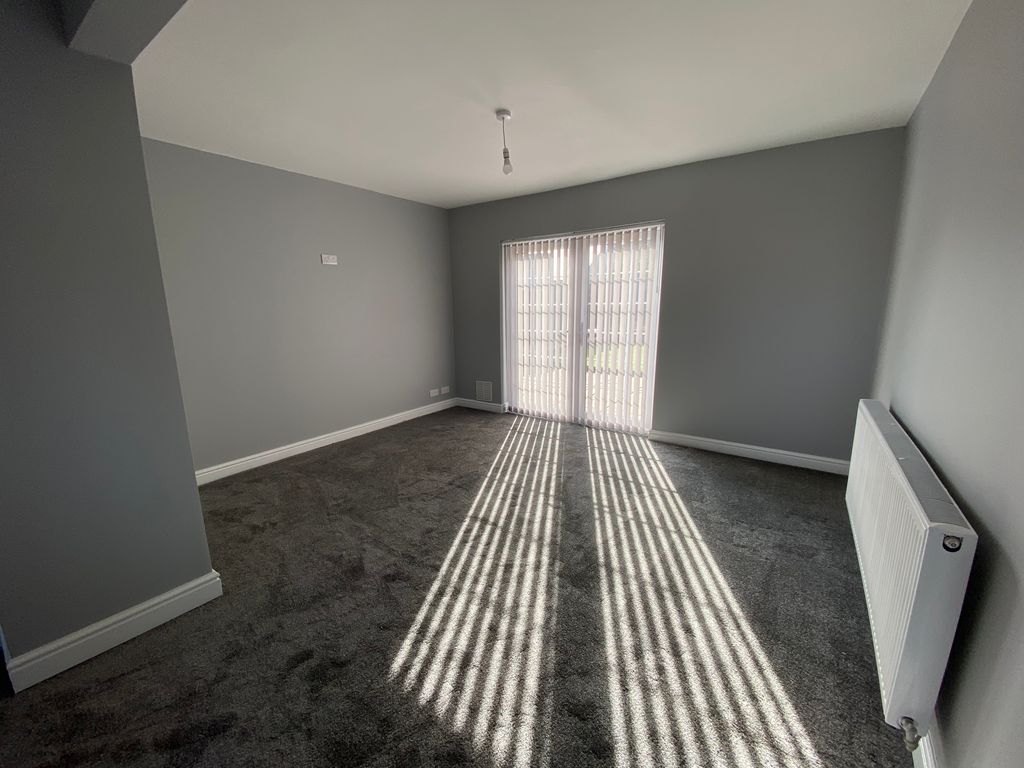 Property photo 3 of 9 Bedroom 1