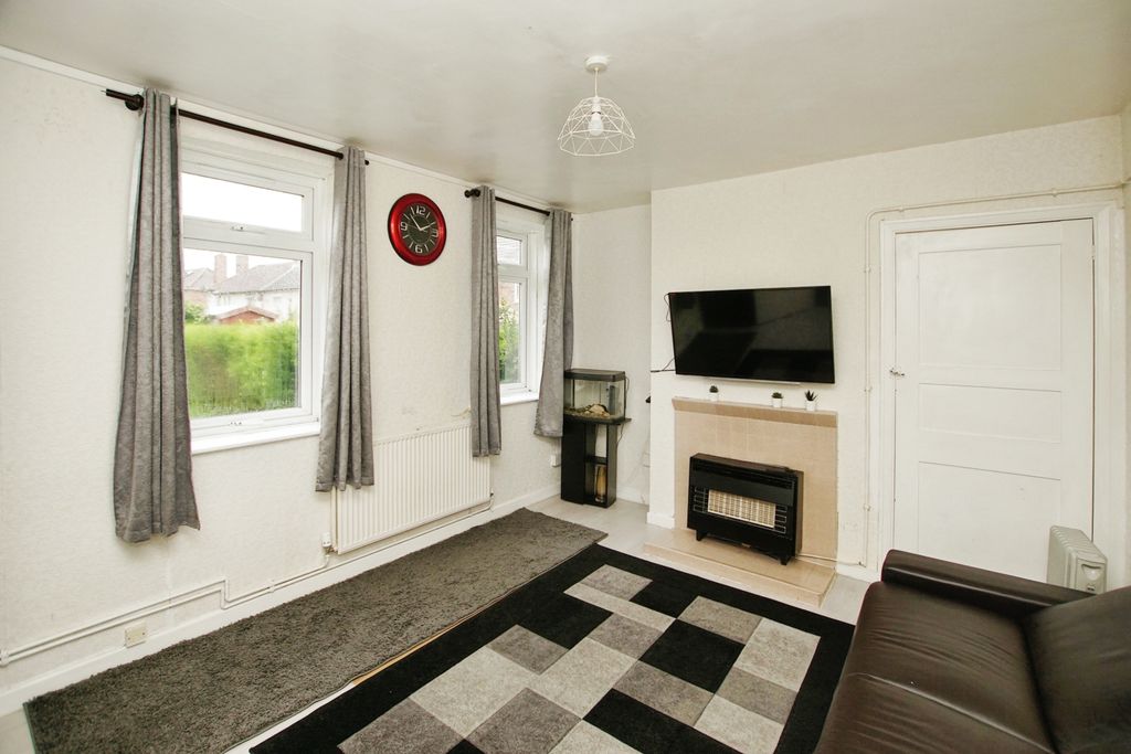 Property photo 2 of 11 Photography