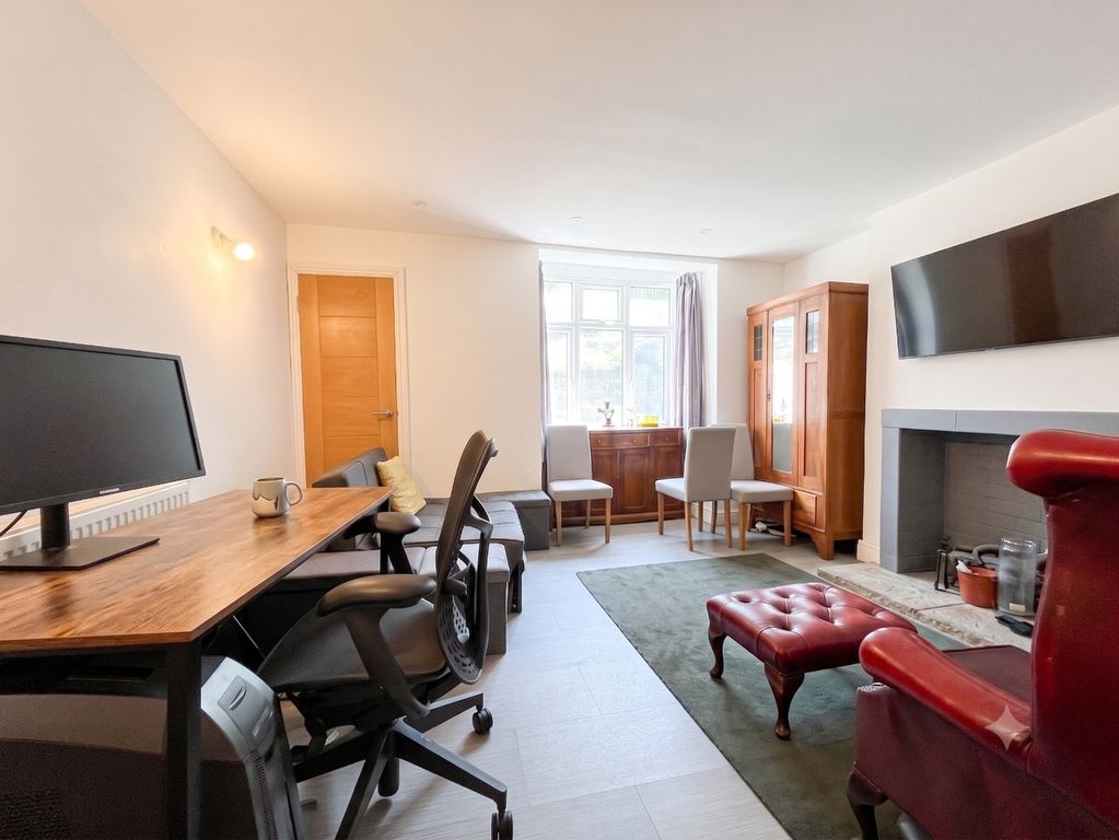 Property photo 2 of 12 5169412