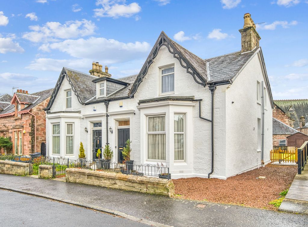 Property photo 1 of 26