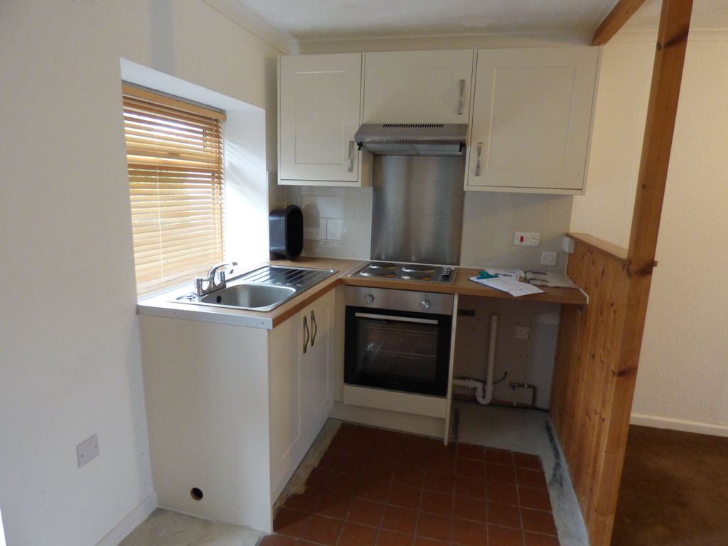 Property photo 3 of 7 P1080500