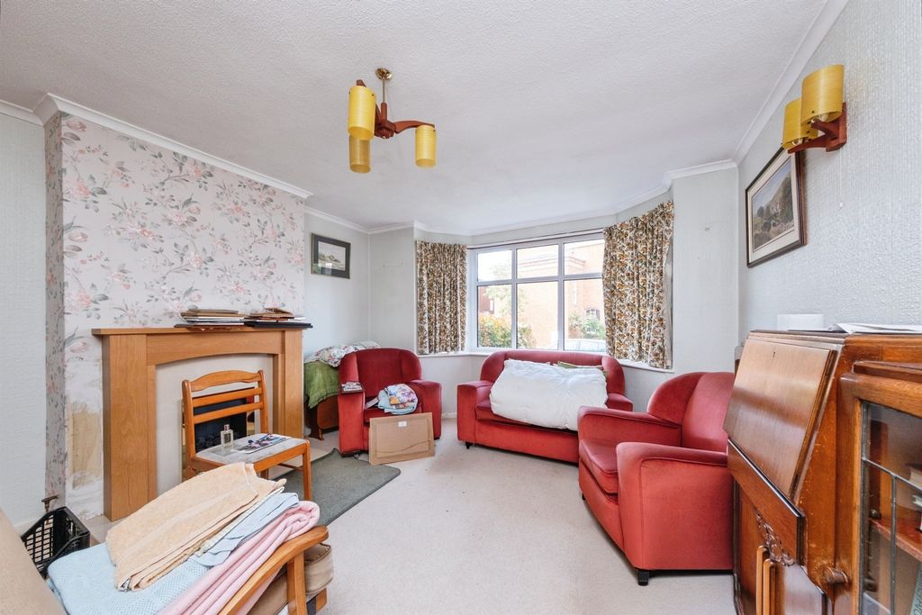 Property photo 3 of 16