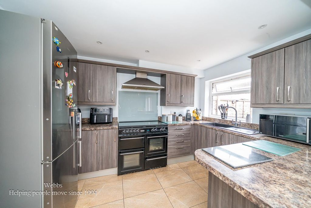 Property photo 3 of 23 Webbs-6.Jpg