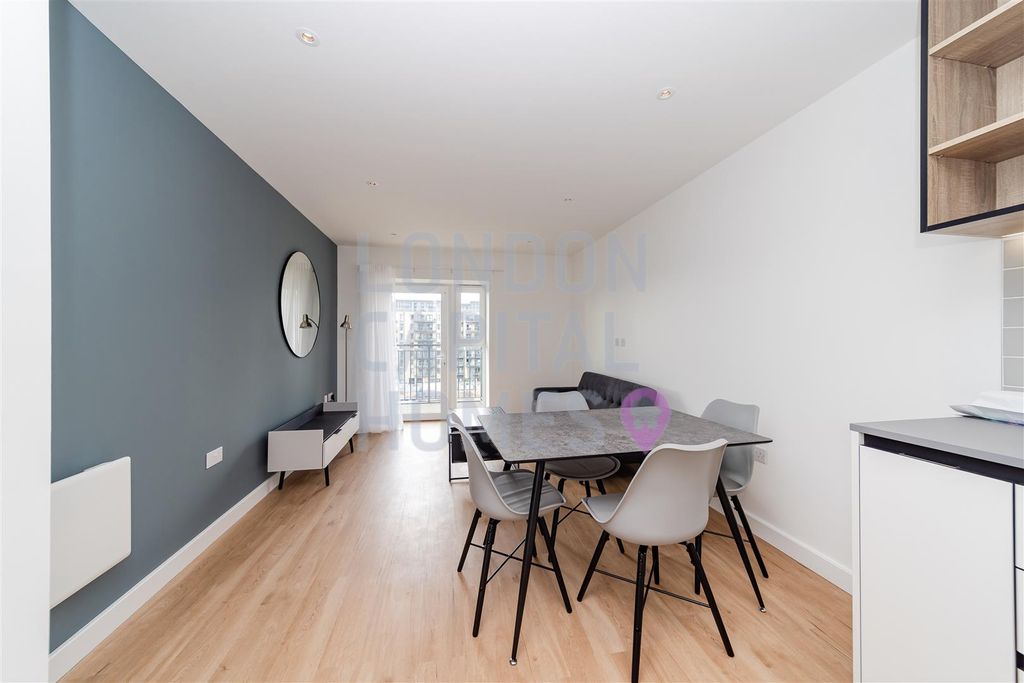 Property photo 2 of 14 2Sep2494.Jpg