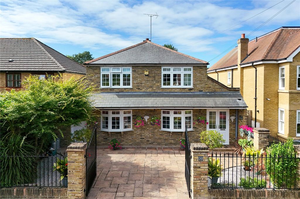 Property photo 1 of 31 Picture No. 29