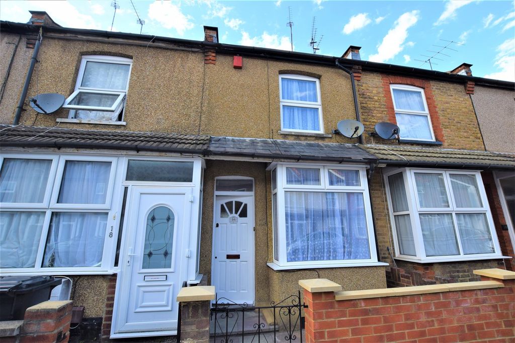 Property photo 1 of 11