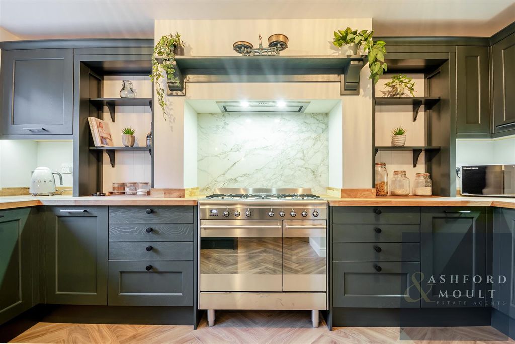 Property photo 2 of 32 Ash-37 Copy.Jpg