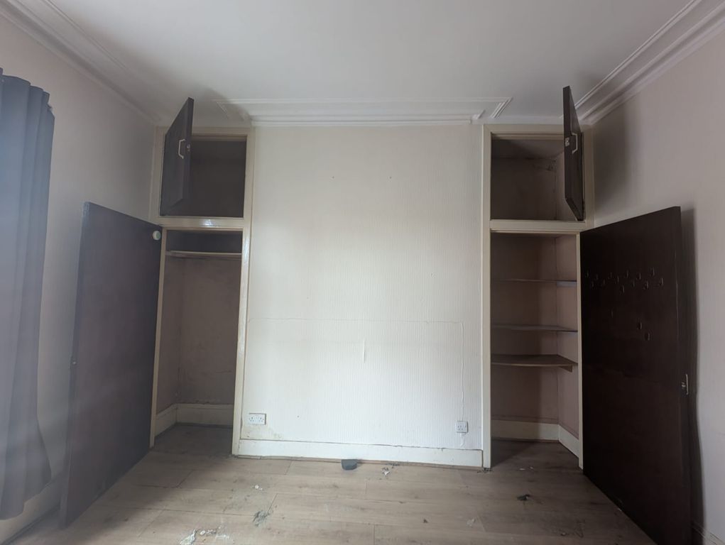 Property photo 3 of 5 3