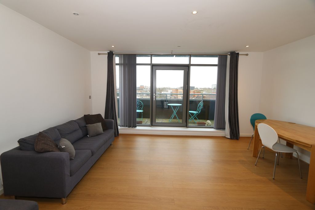 Property photo 3 of 13