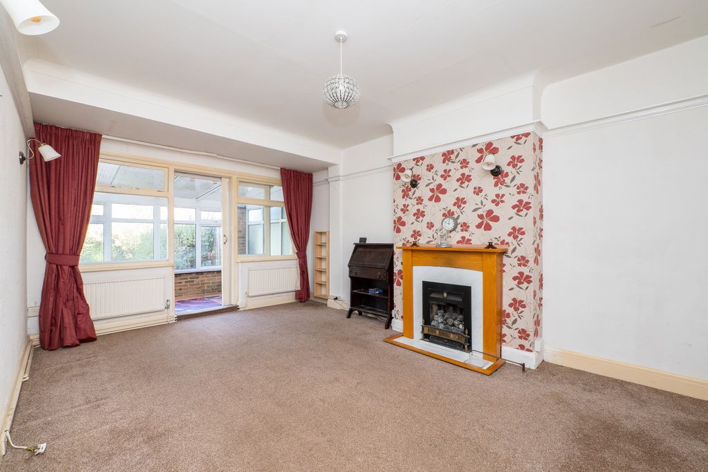 Property photo 3 of 20 Picture No. 06