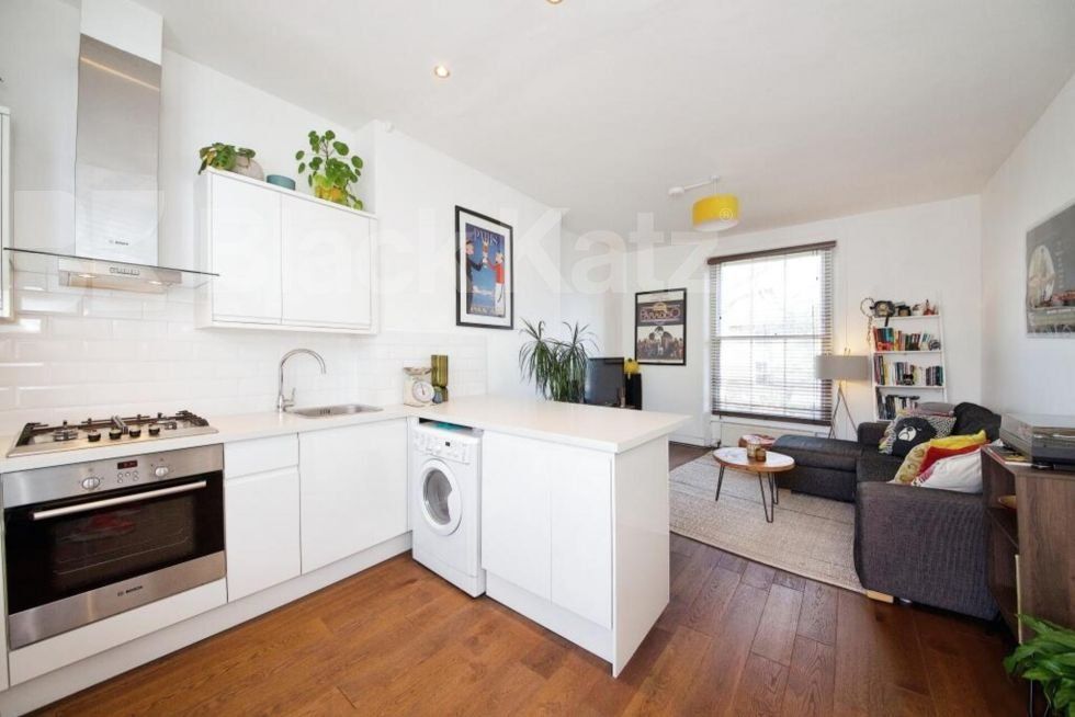 Property photo 3 of 11