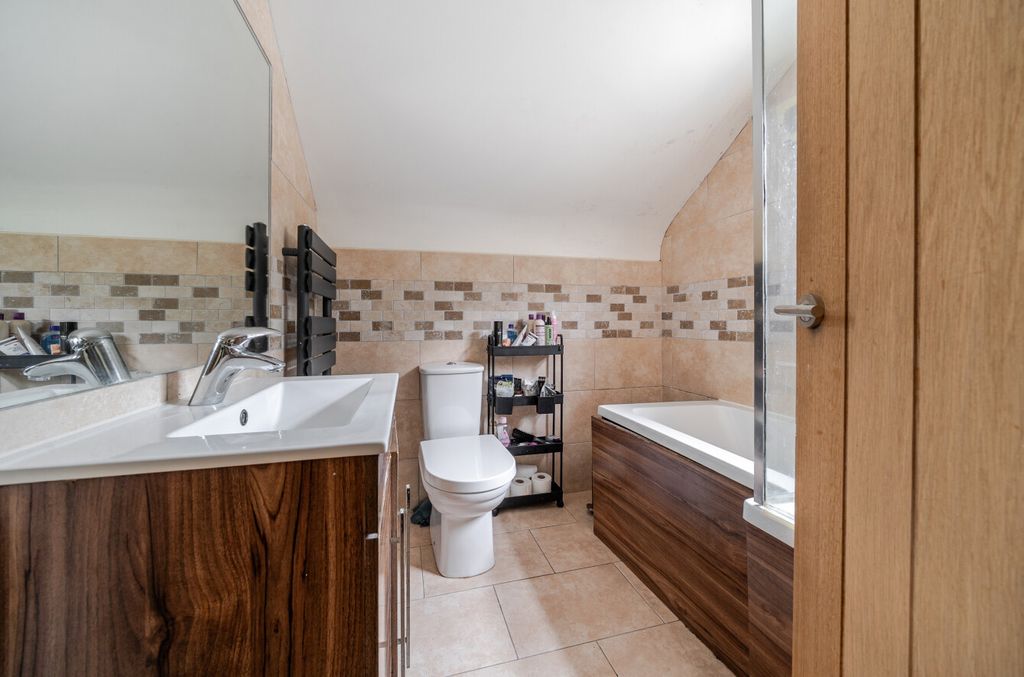 Property photo 3 of 22 1473511-15-6A2Bf3...