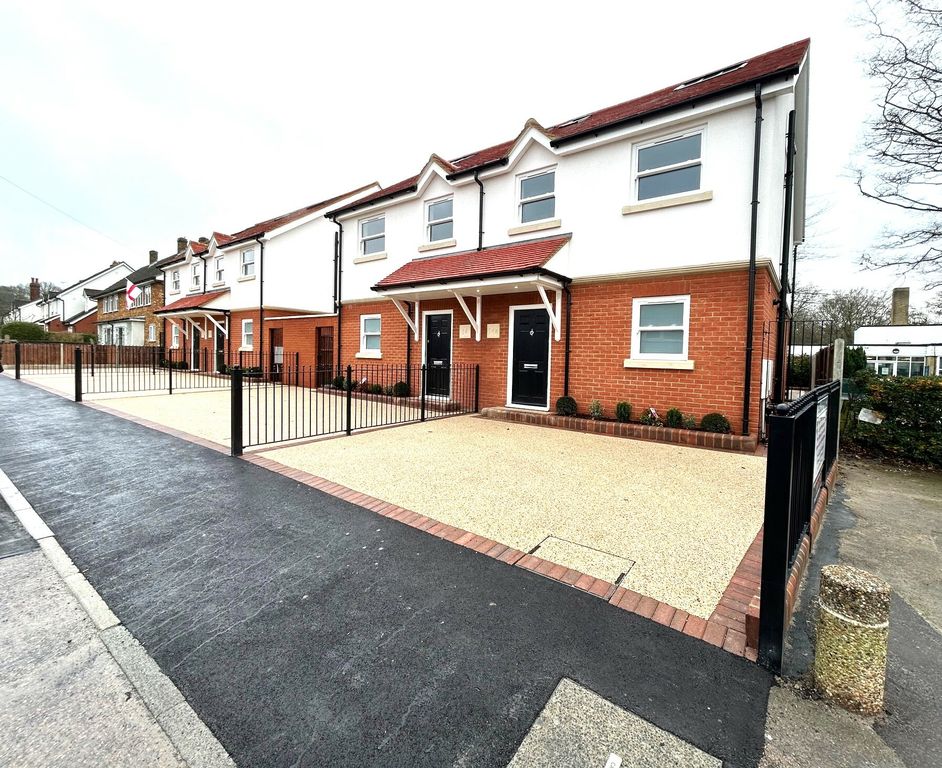 Property photo 3 of 33