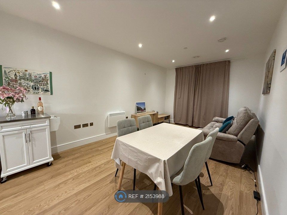 Property photo 3 of 25 Open Plan Living Area