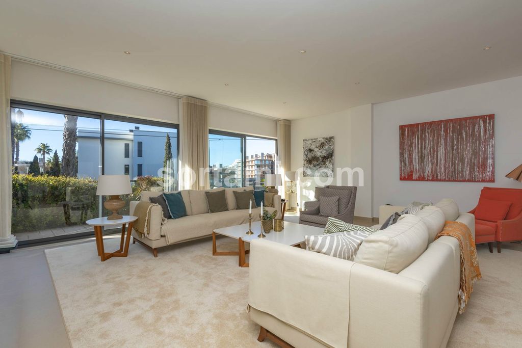 Property photo 3 of 34