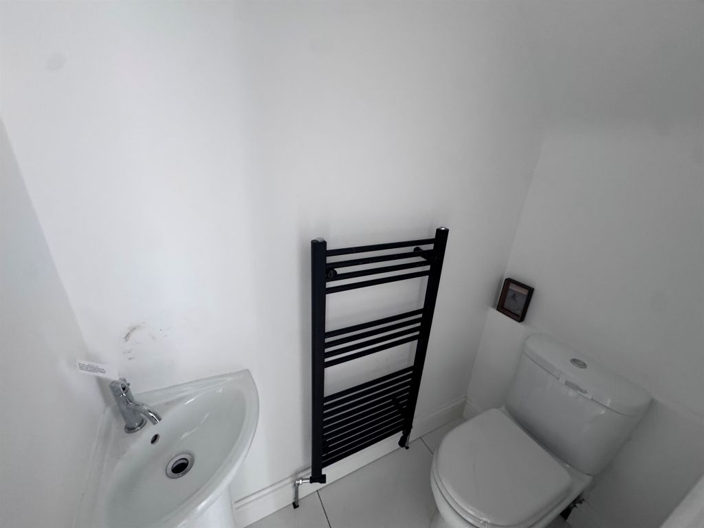 Property photo 3 of 11