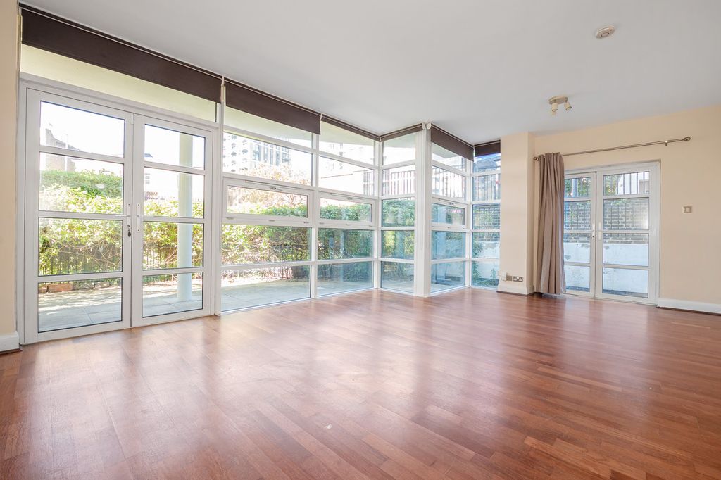Property photo 1 of 27