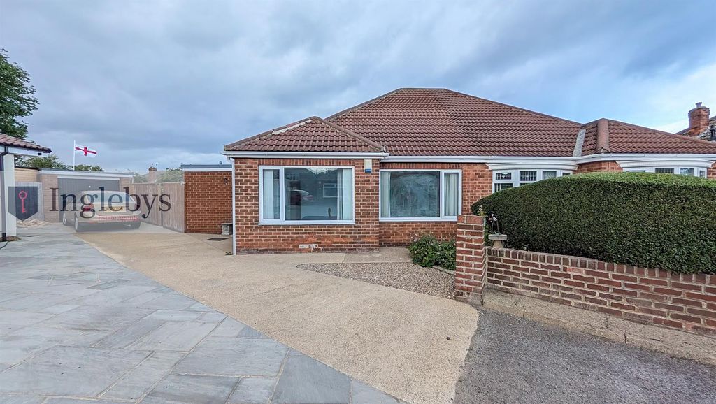 Property photo 1 of 33