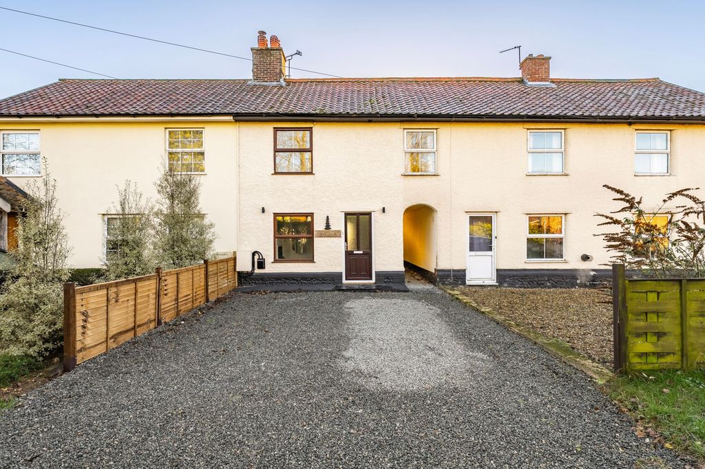 Property photo 1 of 21