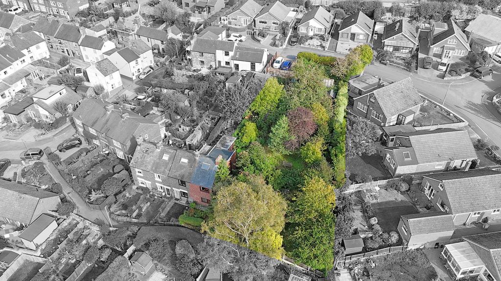 Property photo 2 of 7