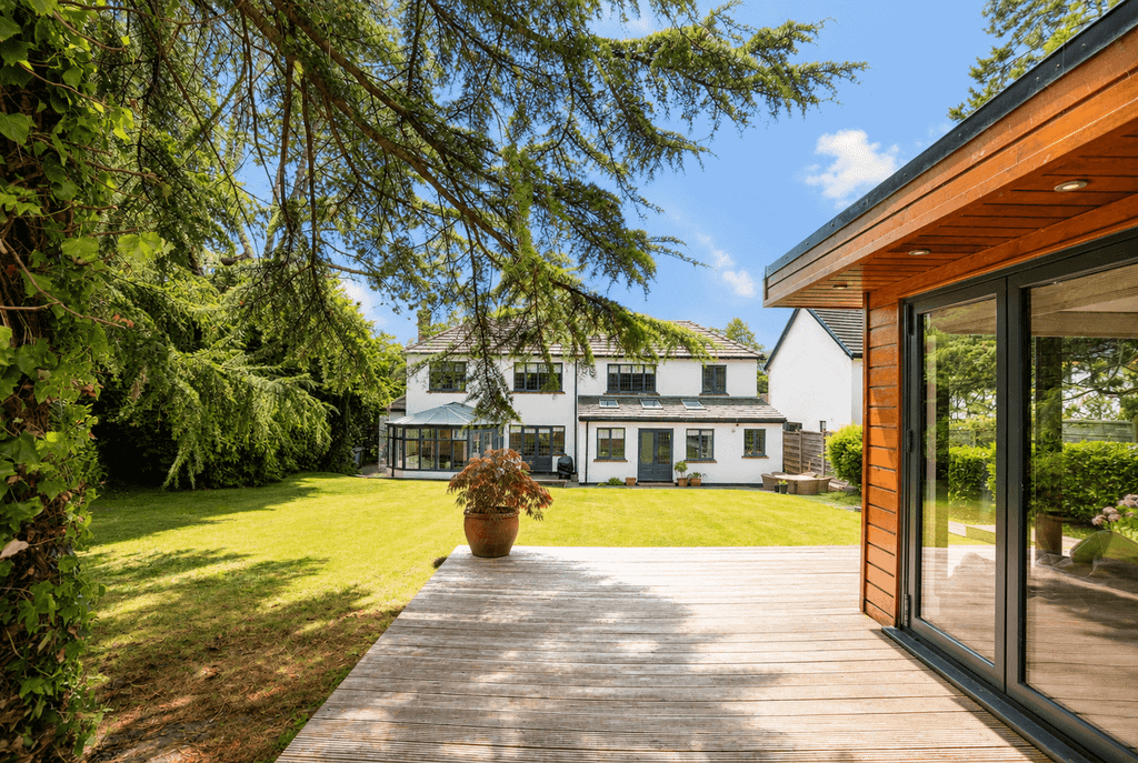 Property photo 2 of 39 Image00001