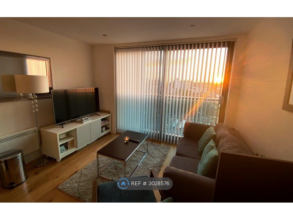 Property photo 3 of 11