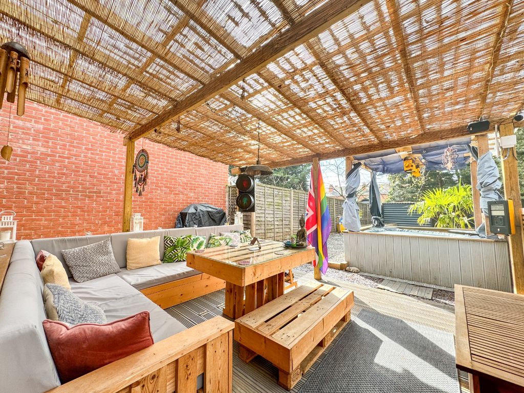 Property photo 3 of 28 3994327