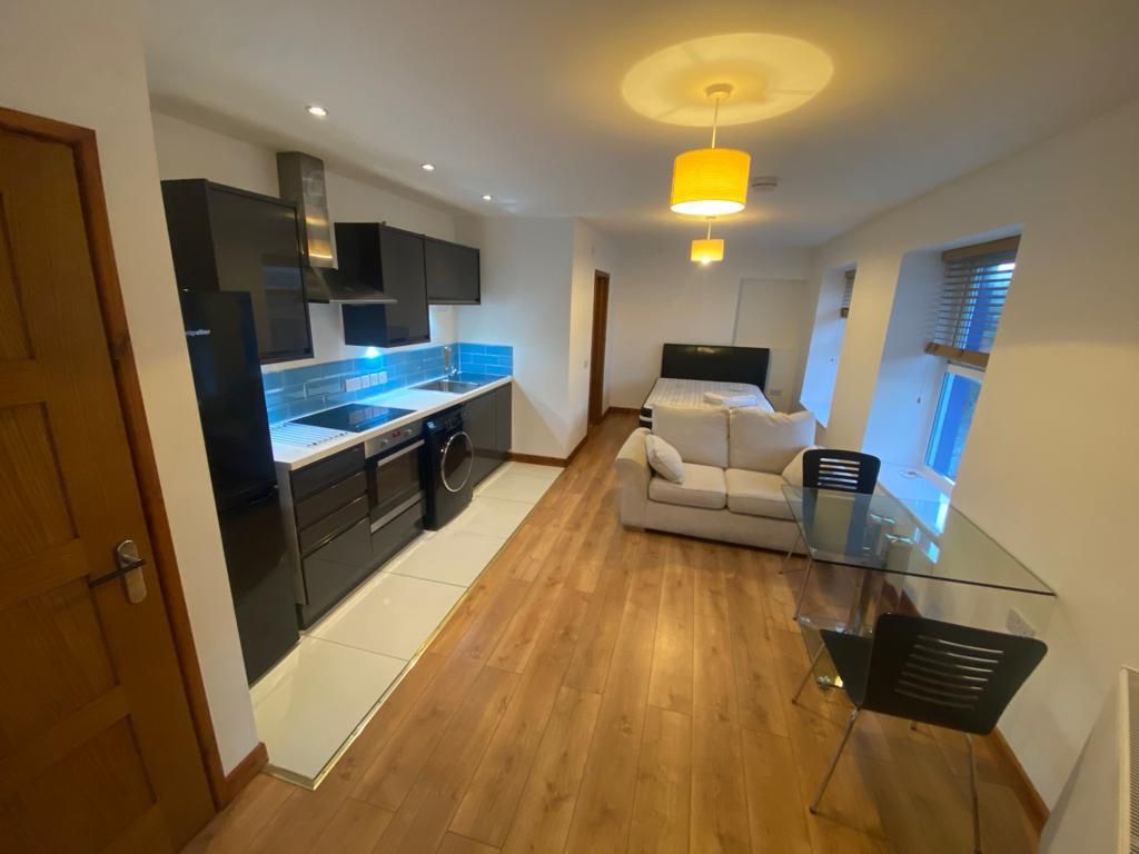 Property photo 2 of 3
