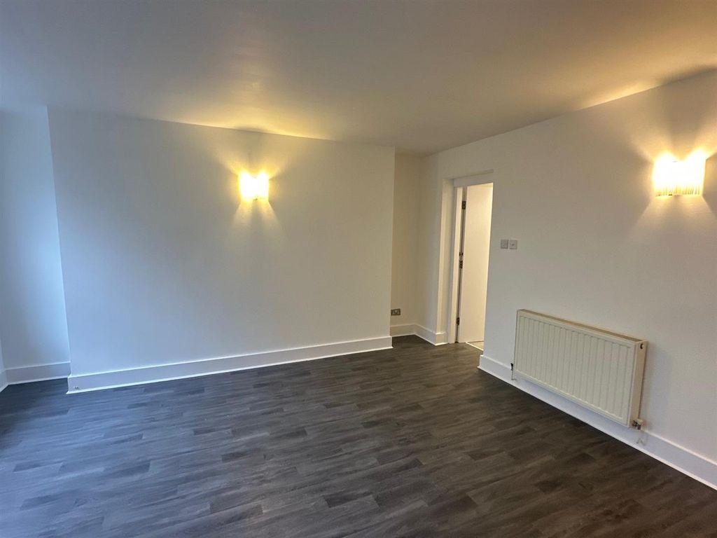 Property photo 3 of 7 Img_5211.Jpg