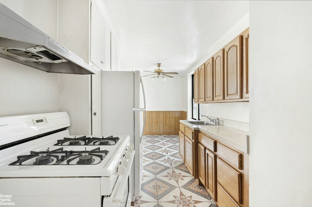 Property photo 3 of 5 <Alttext/>