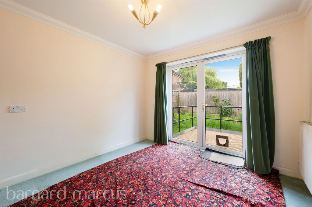 Property photo 3 of 12